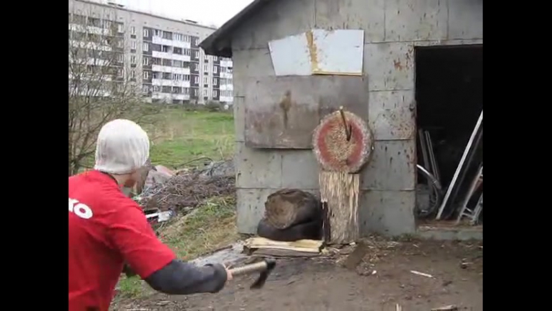 МЕТАНИЕ ТОПОРОВ